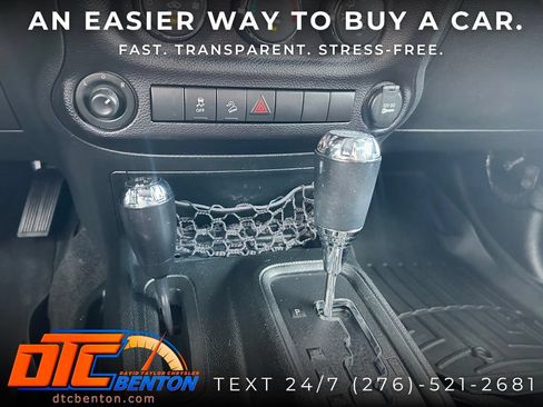 Used 2018 Jeep Wrangler Unlimited Sport S AWD/4WD image 14