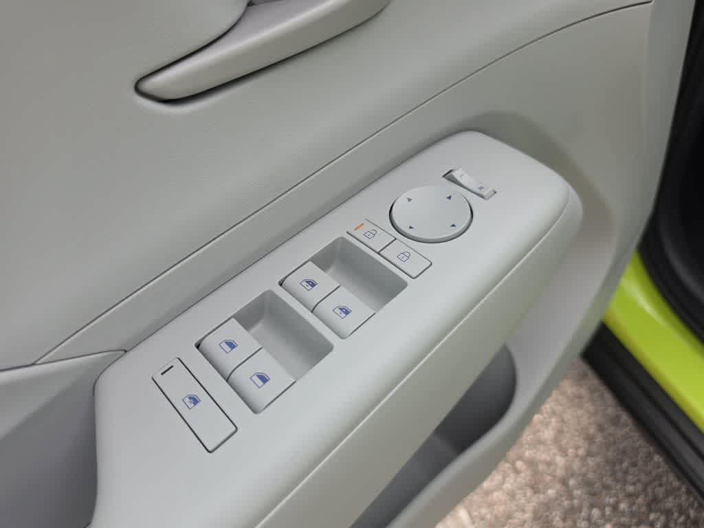 New 2027 Hyundai Kona SEL Sport FWD image 17