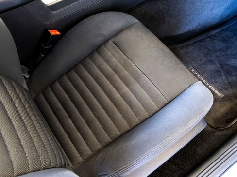 Used 2012 Dodge Challenger SXT image 27