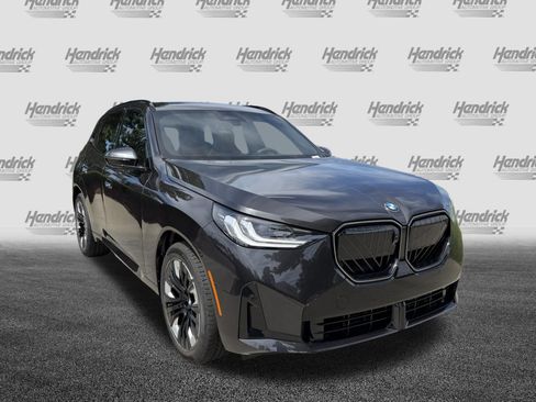 Used 2026 BMW X3 xDrive30i w/ Premium Package AWD/4WD image 2