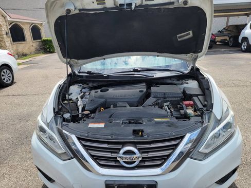 Used 2017 Nissan Altima 2.5 S w/ Power Driver Seat Package FWD image 18