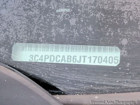 Used 2018 Dodge Journey SE image 33