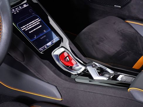 Used 2023 Lamborghini Huracan Tecnica image 27