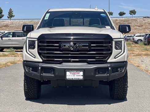 New 2026 GMC Sierra 1500 AT4X w/ AT4X AEV Edition AWD/4WD image 2