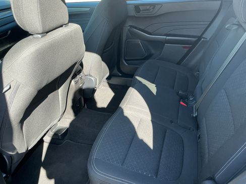 Used 2024 Ford Escape Active AWD/4WD image 18