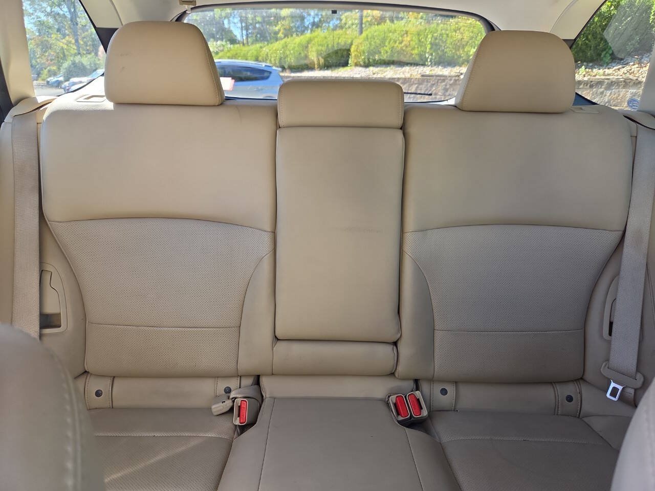 Used 2015 Subaru Outback 2.5i Limited AWD/4WD image 31