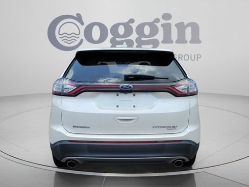 Used 2018 Ford Edge Titanium FWD image 4