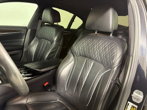 Used 2019 BMW M550i xDrive AWD/4WD image 14