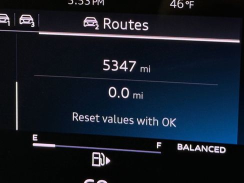 Certified 2025 Audi Q5 Premium w/ Convenience Package image 27