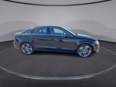 Used 2019 Audi A3 2.0T Premium image 9