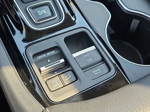 Certified 2023 Honda Pilot Elite image 18