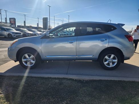 Used 2013 Nissan Rogue S w/ Special Edition Pkg image 8
