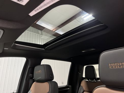 New 2025 Chevrolet Silverado 2500 High Country w/ High Country Premium Package image 17