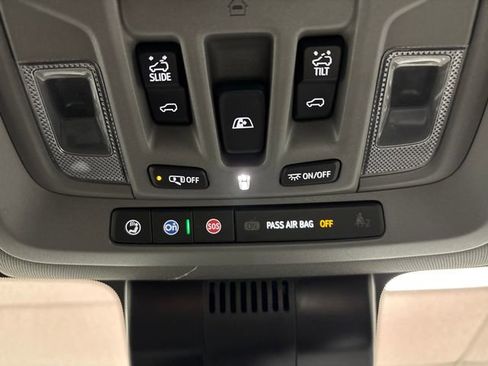 Used 2024 GMC Sierra 2500 Denali w/ Denali Reserve Package image 67