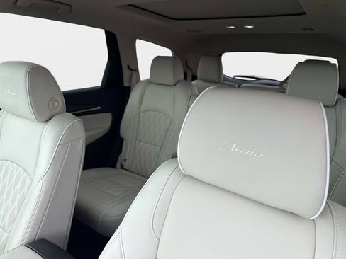 Used 2023 Buick Enclave Avenir w/ Avenir Technology Package FWD image 17