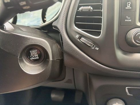 Used 2017 Jeep Compass Sport w/ Tech Group FWD image 35
