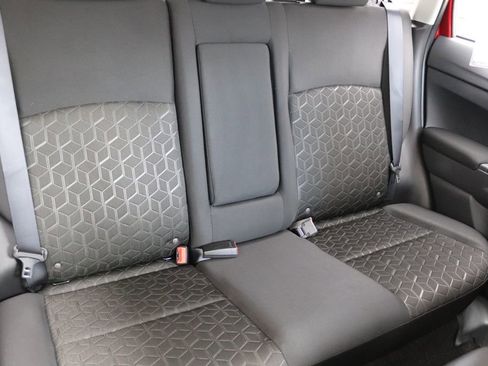 Used 2025 Mitsubishi Outlander Sport LE image 17