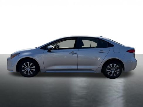 Used 2022 Toyota Corolla LE w/ Carpet Mat Package (TMS) FWD image 5