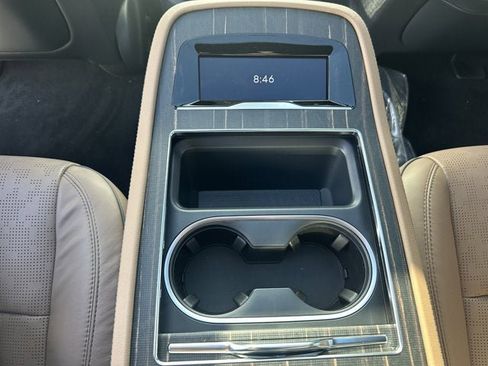 New 2026 Lincoln Navigator Black Label AWD/4WD image 12