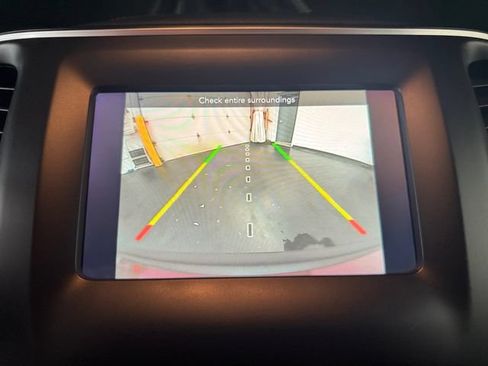 Used 2019 Jeep Cherokee Latitude Plus w/ Cold Weather Group AWD/4WD image 15