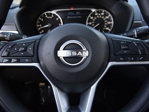 Certified 2025 Nissan Altima 2.5 SV image 18