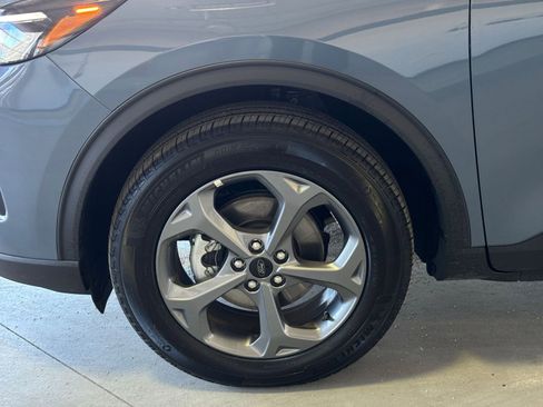 Used 2025 Ford Escape ST-Line image 30