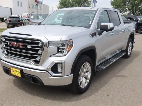 Used 2019 GMC Sierra 1500 SLT w/ SLT Premium Plus Package AWD/4WD image 3