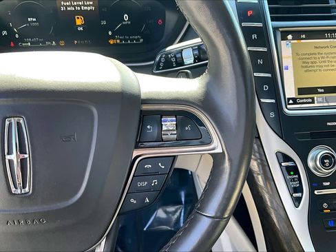 Used 2019 Lincoln Nautilus Reserve w/ Driver Assistance Package AWD/4WD image 24