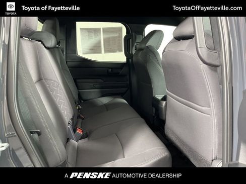 Certified 2025 Toyota Tacoma SR5 w/ SR5 Upgrade Package AWD/4WD image 6