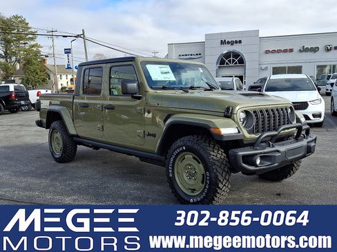 New 2026 Jeep Gladiator Sport image 1