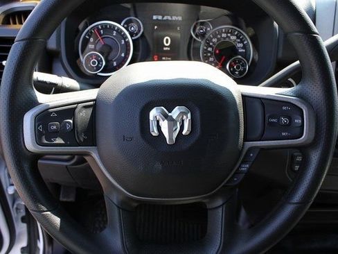 New 2024 RAM 5500 Tradesman w/ Chrome Appearance Group image 18