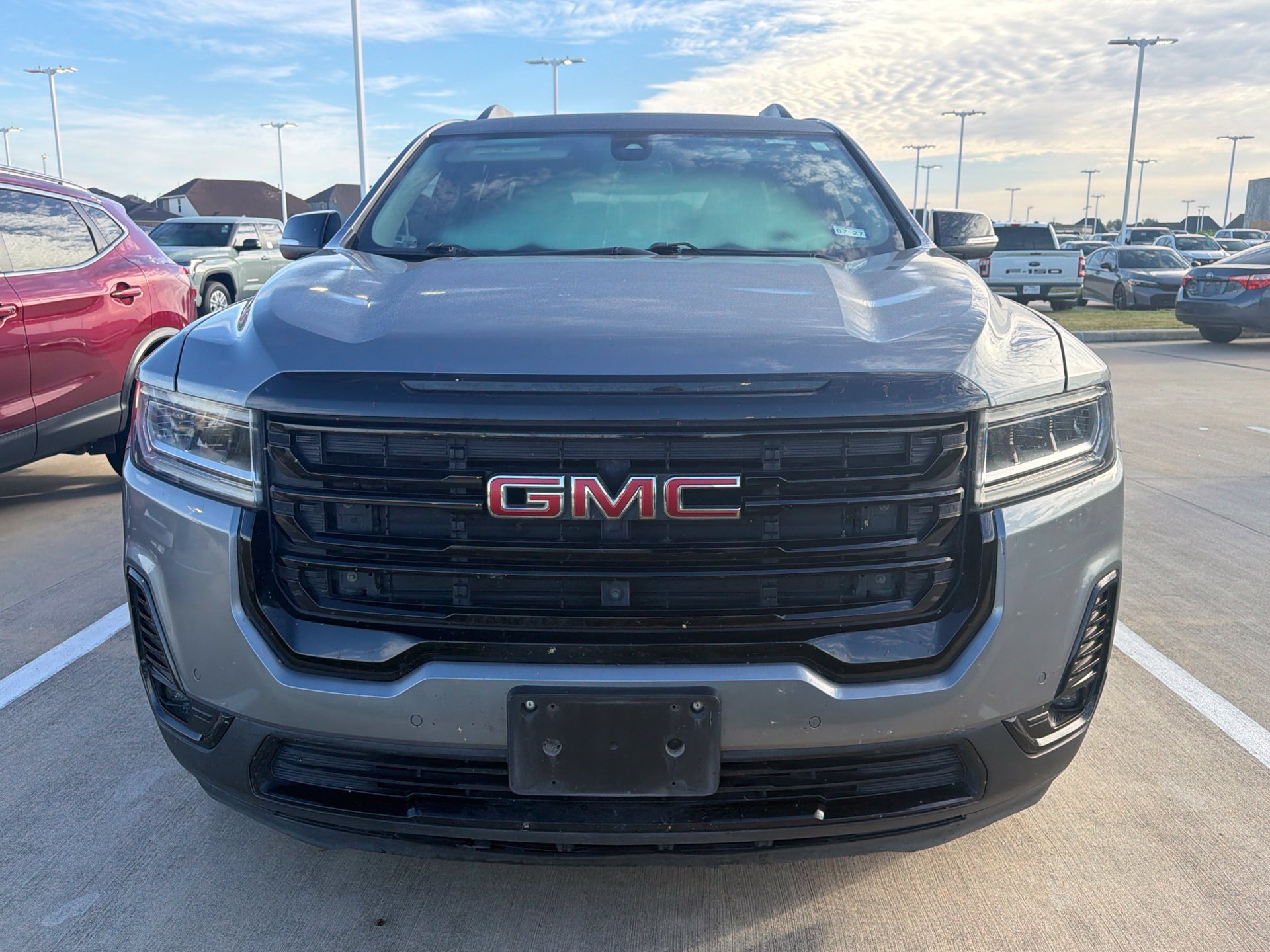 Used 2021 GMC Acadia SLT w/ Elevation Edition FWD image 8