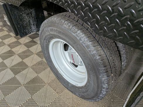 New 2025 GMC Sierra 3500 Pro w/ Convenience Package image 11