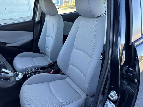 Used 2019 Toyota Yaris LE image 16