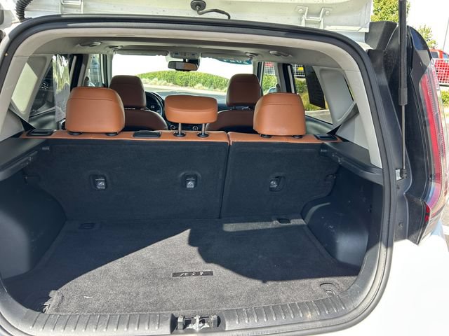 Used 2024 Kia Soul EX w/ Option Group 015 FWD image 20