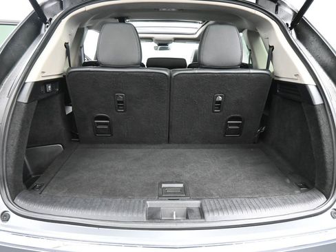 Used 2023 Acura MDX FWD image 23