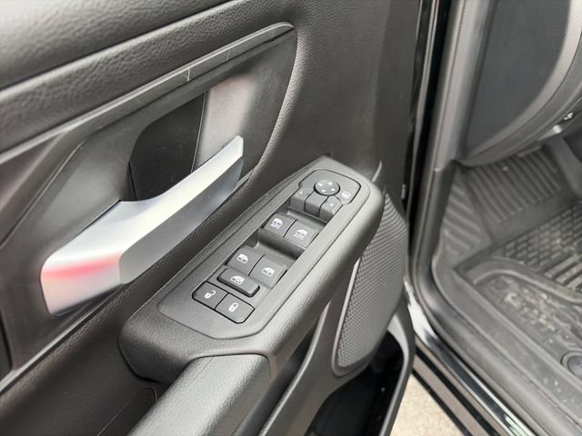 Used 2025 RAM 1500 Tradesman AWD/4WD image 11