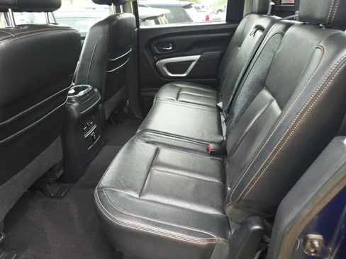 Used 2016 Nissan Titan SL AWD/4WD image 6