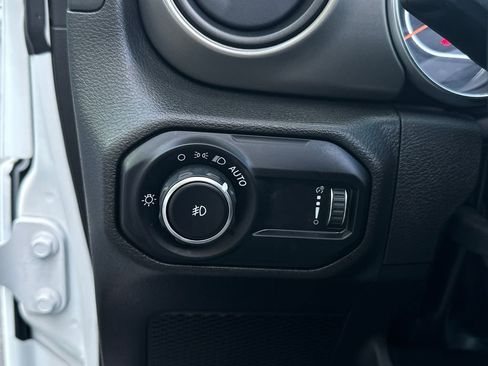 Used 2023 Jeep Wrangler Unlimited Sport w/ Sun And Sound Package AWD/4WD image 19