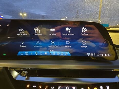 New 2026 Cadillac Lyriq Sport image 31