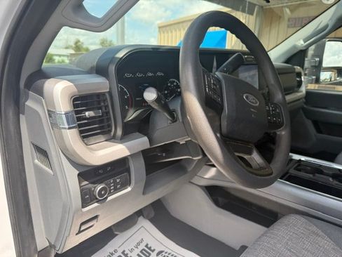 Used 2024 Ford F350 XLT w/ 360-Degree Camera Package AWD/4WD image 12