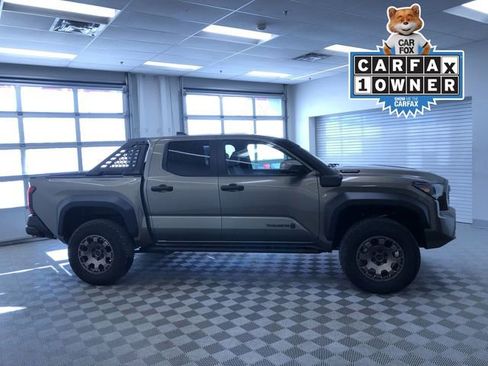 Certified 2025 Toyota Tacoma Trailhunter image 6