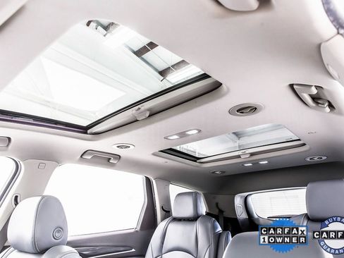 Used 2019 Buick Enclave Premium image 16