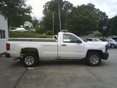 Used 2014 Chevrolet Silverado 1500 W/T RWD image 4