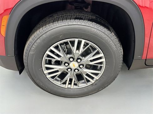 New 2026 Chevrolet Traverse LT w/ Driver Confidence Package image 34