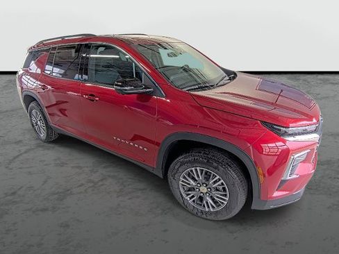 New 2026 Chevrolet Traverse LT w/ Driver Confidence Package FWD image 4