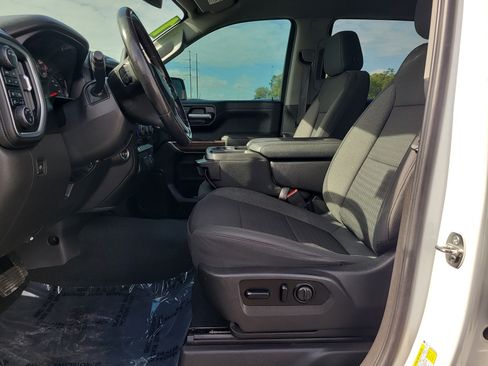 Used 2021 Chevrolet Silverado 1500 LT w/ Z71 Off-Road Package AWD/4WD image 18