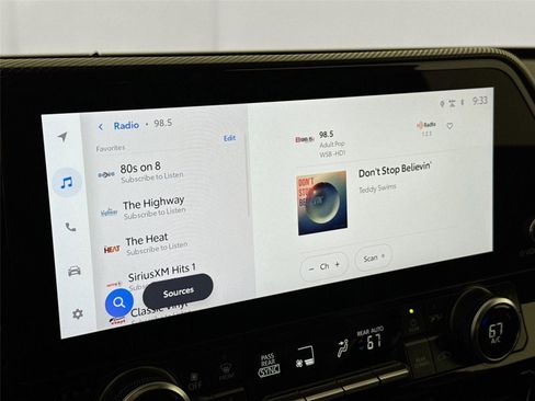 Certified 2025 Toyota Highlander XSE image 25