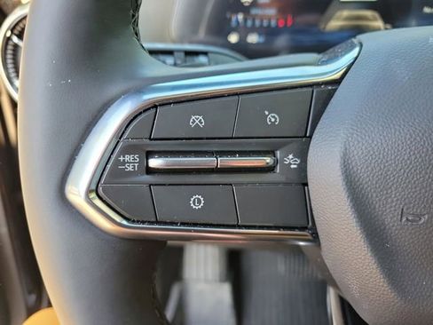 Used 2026 Chevrolet Equinox LT w/ Convenience Package II FWD image 28