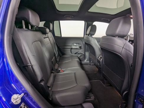 Used 2021 Mercedes-Benz GLB 250 image 35